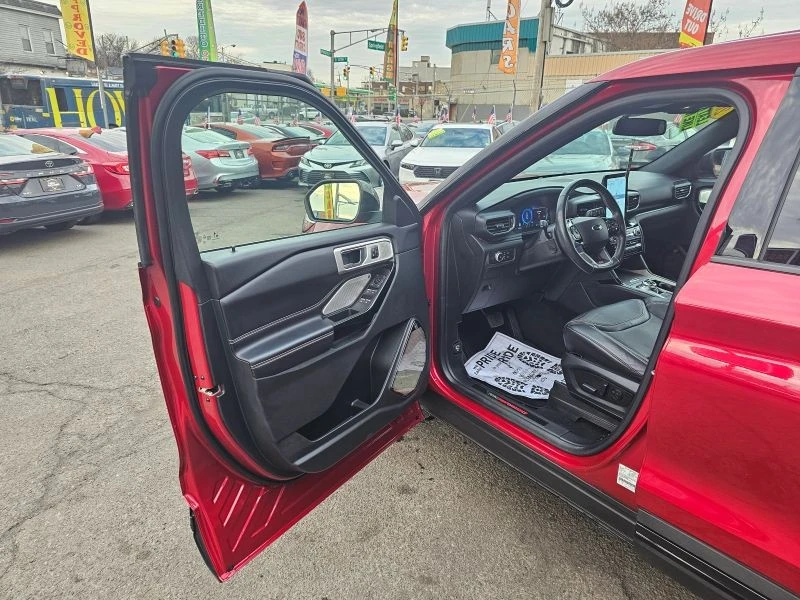 2021 Ford Explorer 6th Gen - Image 9 of 12