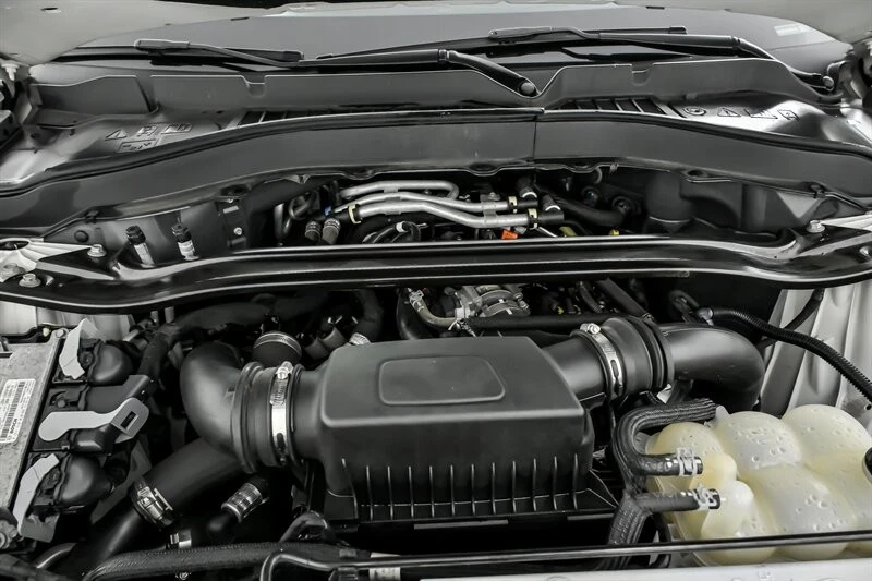 2021 Ford Explorer 6th Gen - Image 14 of 21