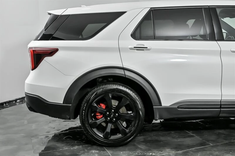 2021 Ford Explorer 6th Gen - Image 11 of 21