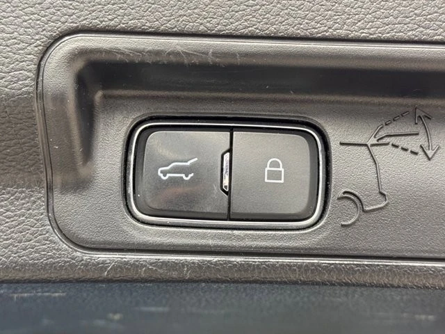 2021 Ford Explorer 6th Gen - Image 14 of 21
