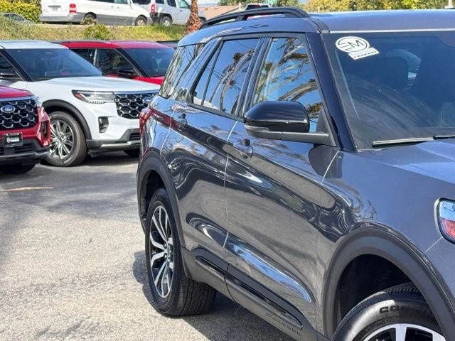 2021 Ford Explorer 6th Gen - Image 5 of 21