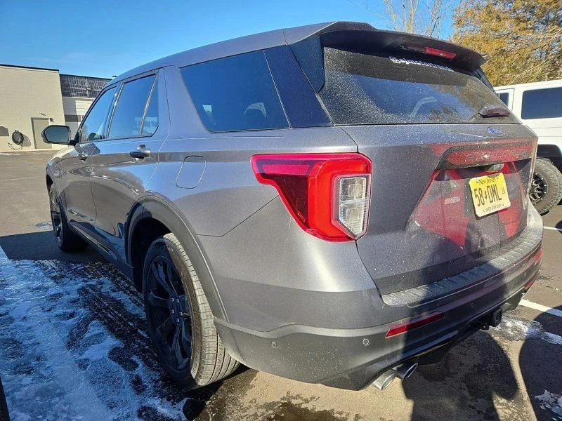 2021 Ford Explorer 6th Gen - Image 3 of 4