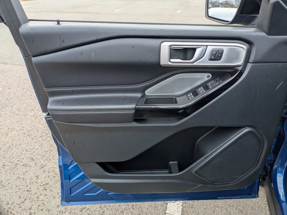 2021 Ford Explorer 6th Gen - Image 15 of 21