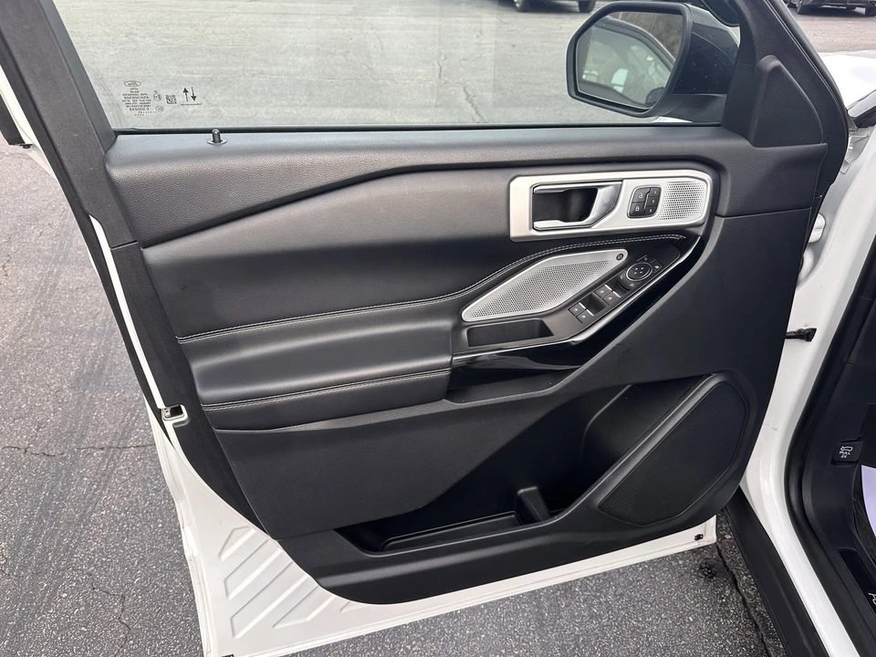 2021 Ford Explorer 6th Gen - Image 9 of 12