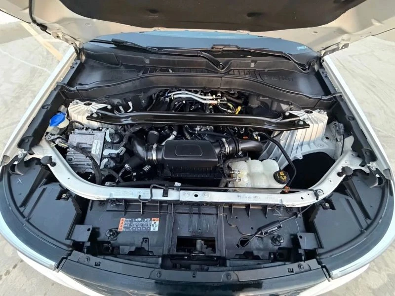 2021 Ford Explorer 6th Gen - Image 8 of 12