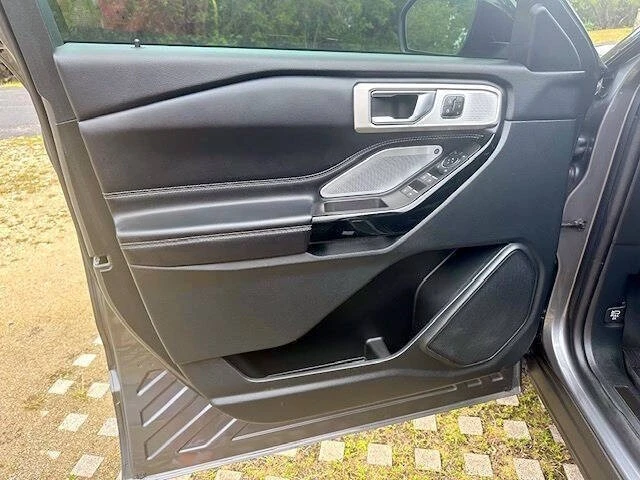 2021 Ford Explorer 6th Gen - Image 10 of 21