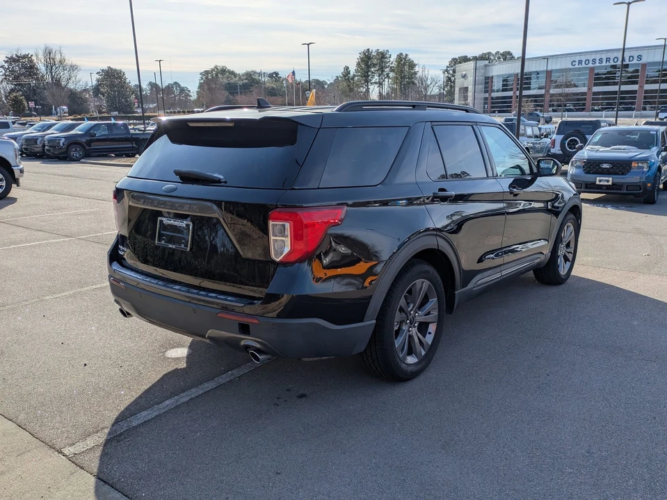 2021 Ford Explorer 6th Gen - Image 4 of 12