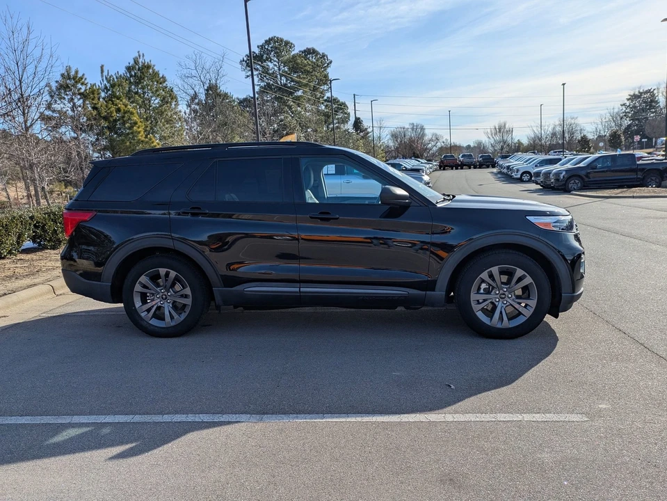 2021 Ford Explorer 6th Gen - Image 3 of 12