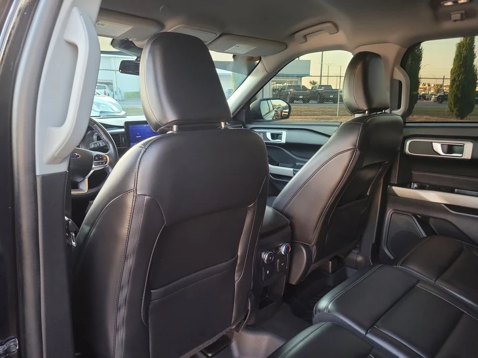 2021 Ford Explorer 6th Gen - Image 10 of 12