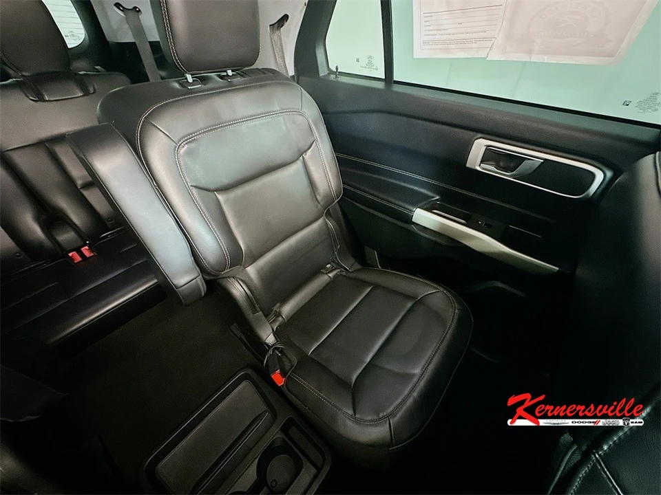 2021 Ford Explorer 6th Gen - Image 14 of 21