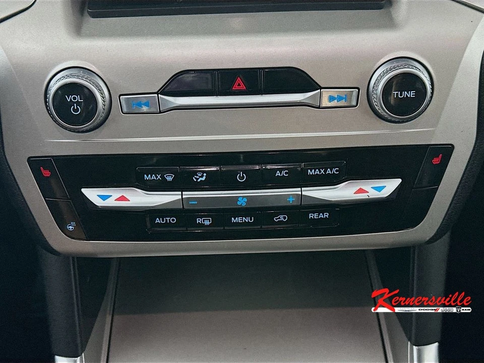 2021 Ford Explorer 6th Gen - Image 18 of 21