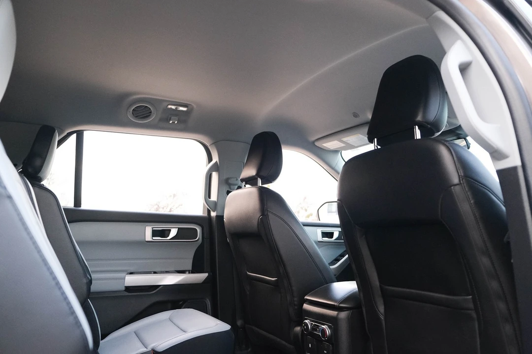 2021 Ford Explorer 6th Gen - Image 23 of 31