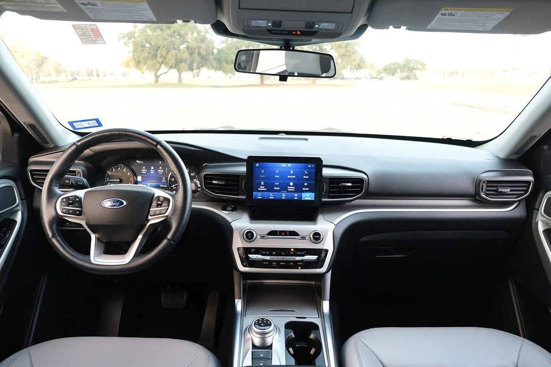 2021 Ford Explorer 6th Gen - Image 28 of 31