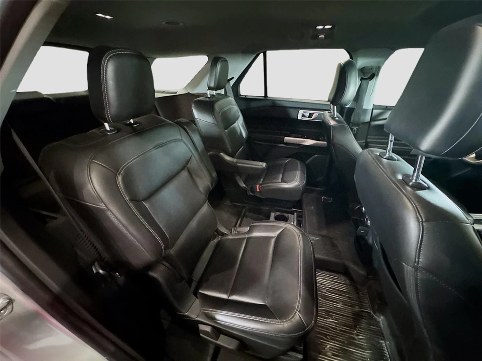 2021 Ford Explorer 6th Gen - Image 13 of 16