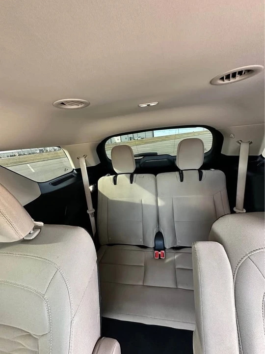 2021 Ford Explorer 6th Gen - Image 6 of 10