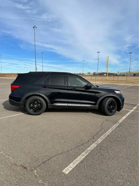 2021 Ford Explorer 6th Gen - Image 4 of 10