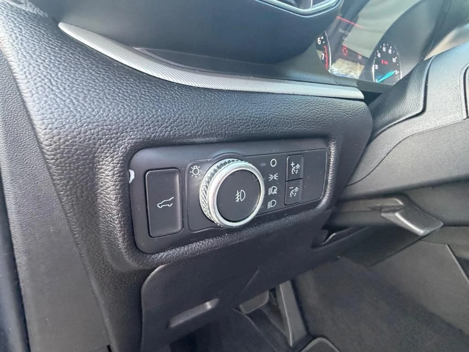 2021 Ford Explorer 6th Gen - Image 13 of 21