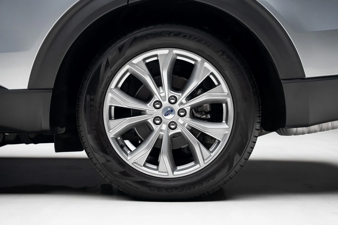 2021 Ford Explorer 6th Gen - Image 20 of 21