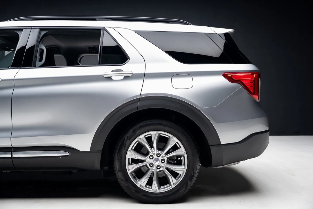 2021 Ford Explorer 6th Gen - Image 19 of 21
