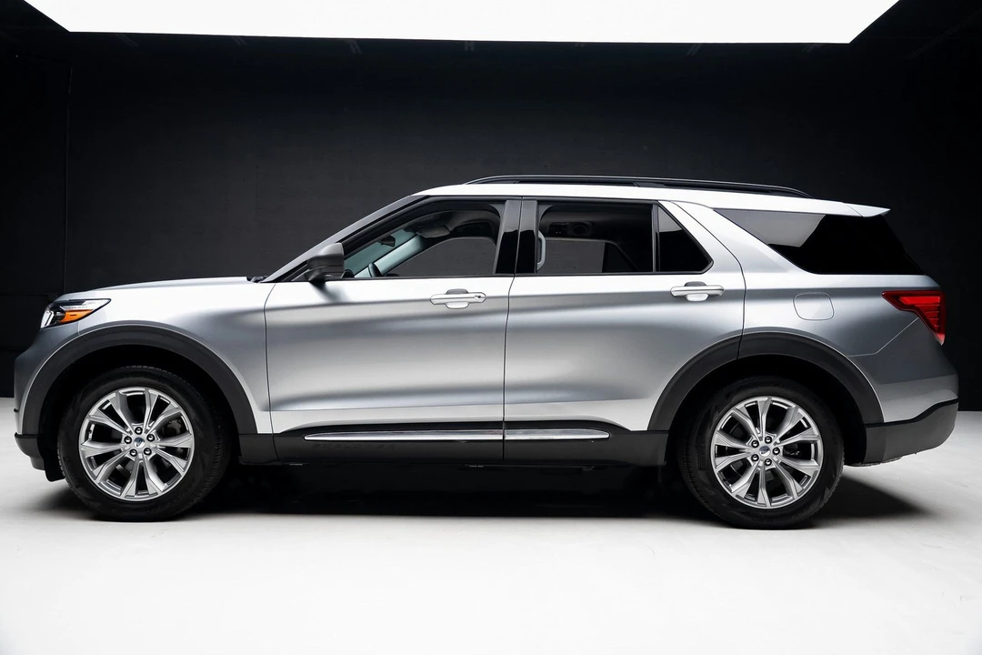 2021 Ford Explorer 6th Gen - Image 16 of 21