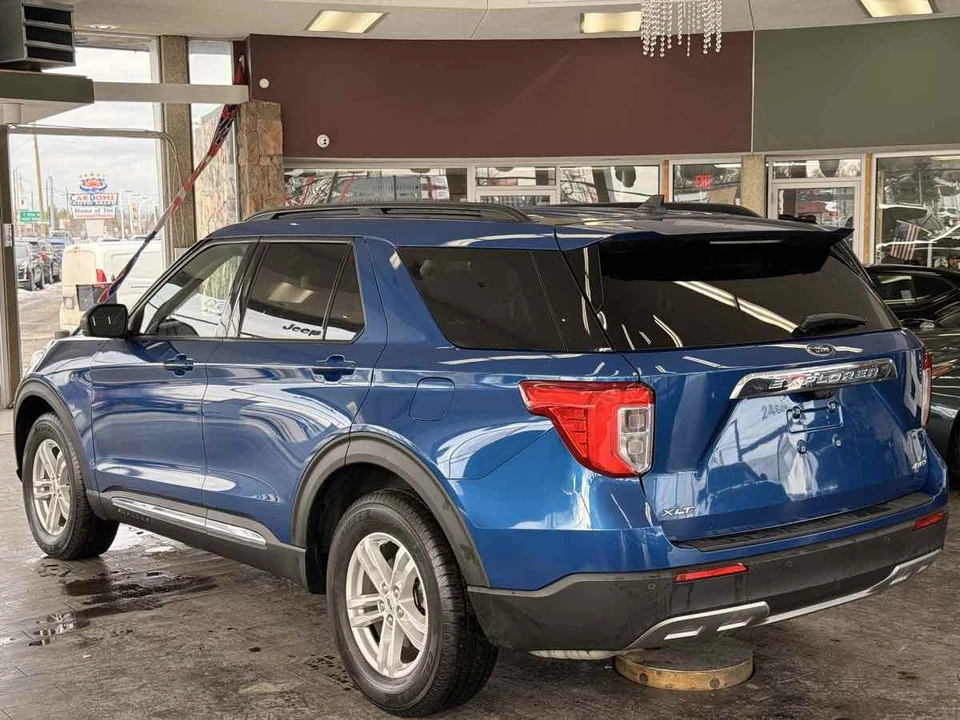 2021 Ford Explorer 6th Gen - Image 11 of 21