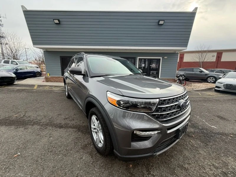 2021 Ford Explorer 6th Gen - Image 8 of 12