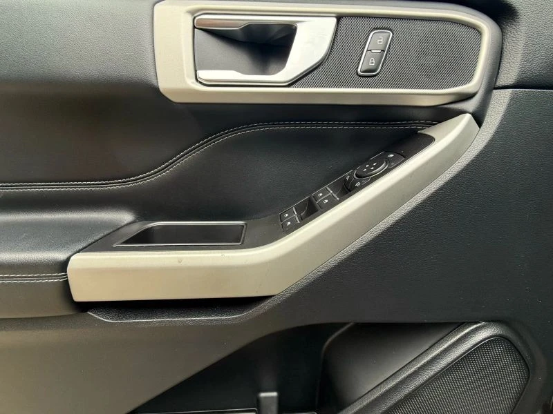 2021 Ford Explorer 6th Gen - Image 10 of 12