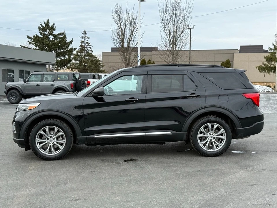 2021 Ford Explorer 6th Gen - Image 6 of 12