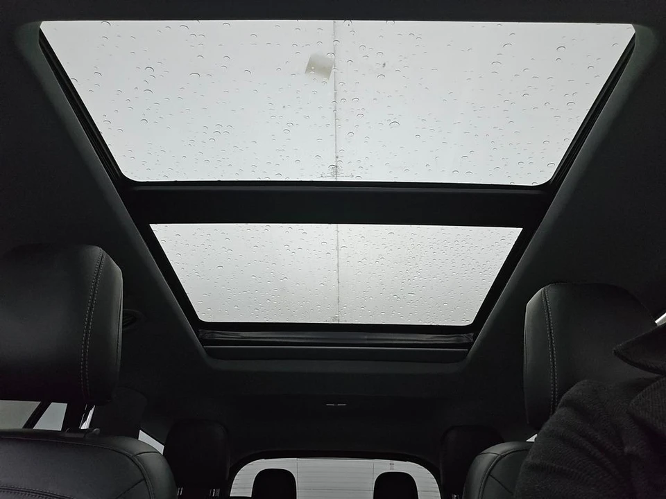 2021 Ford Explorer 6th Gen - Image 3 of 12