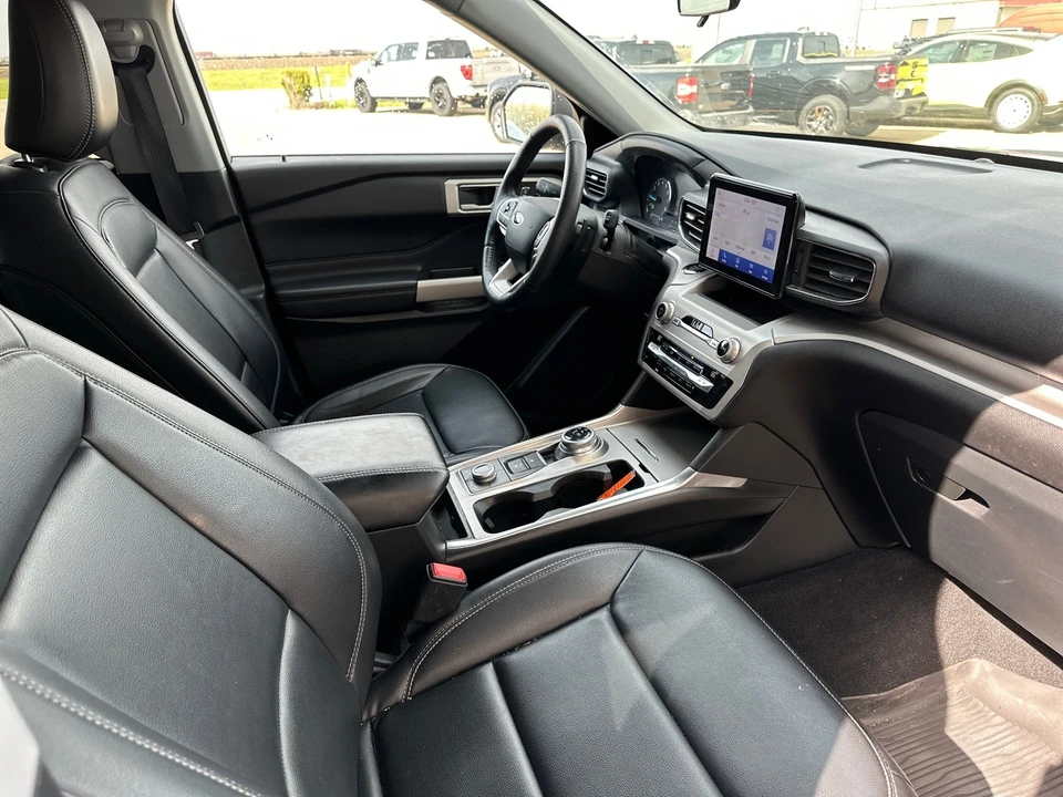 2021 Ford Explorer 6th Gen - Image 18 of 21