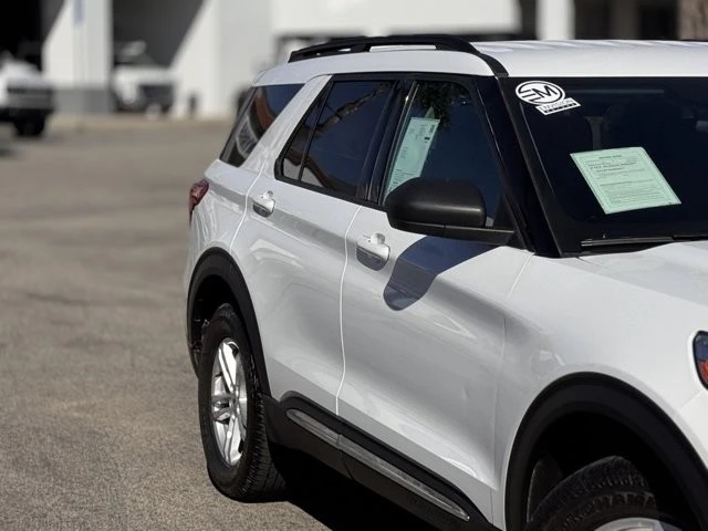 2021 Ford Explorer 6th Gen - Image 5 of 12