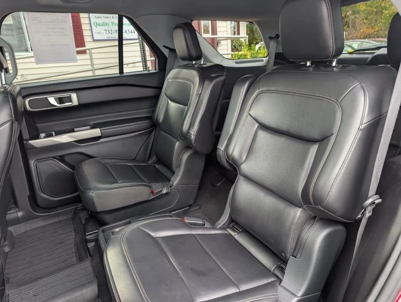 2021 Ford Explorer 6th Gen - Image 10 of 12