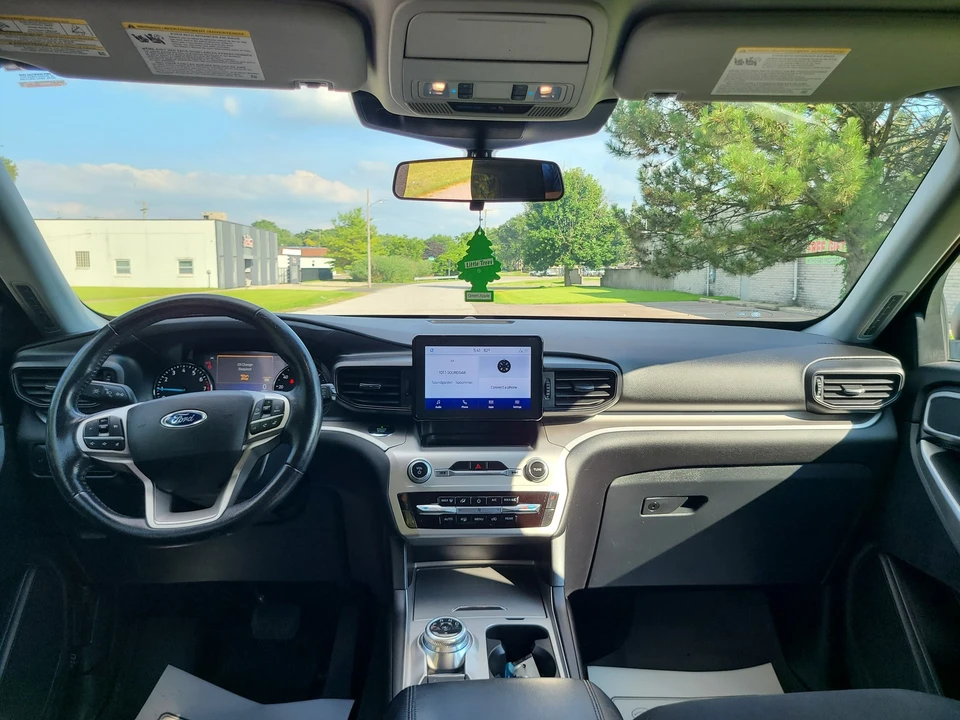 2021 Ford Explorer 6th Gen - Image 18 of 21