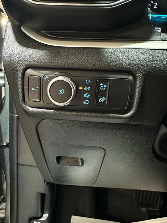 2021 Ford Explorer 6th Gen - Image 18 of 21
