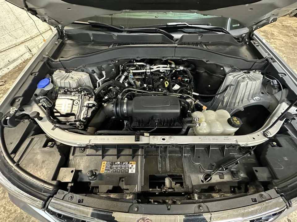 2021 Ford Explorer 6th Gen - Image 20 of 21