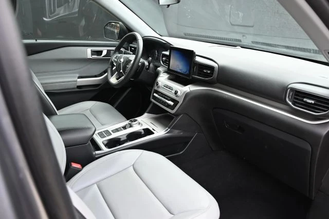 2021 Ford Explorer 6th Gen - Image 15 of 21