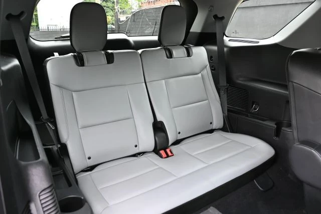 2021 Ford Explorer 6th Gen - Image 19 of 21