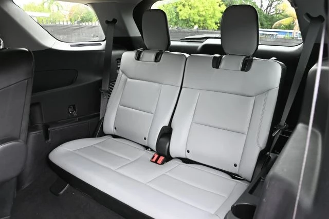 2021 Ford Explorer 6th Gen - Image 20 of 21
