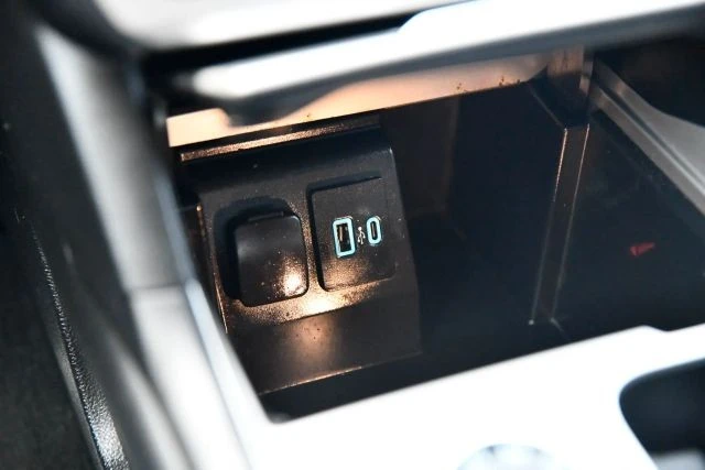 2021 Ford Explorer 6th Gen - Image 13 of 21
