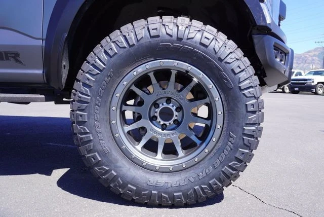 2021 Ford F-150 Raptor 14th Gen - Image 17 of 31