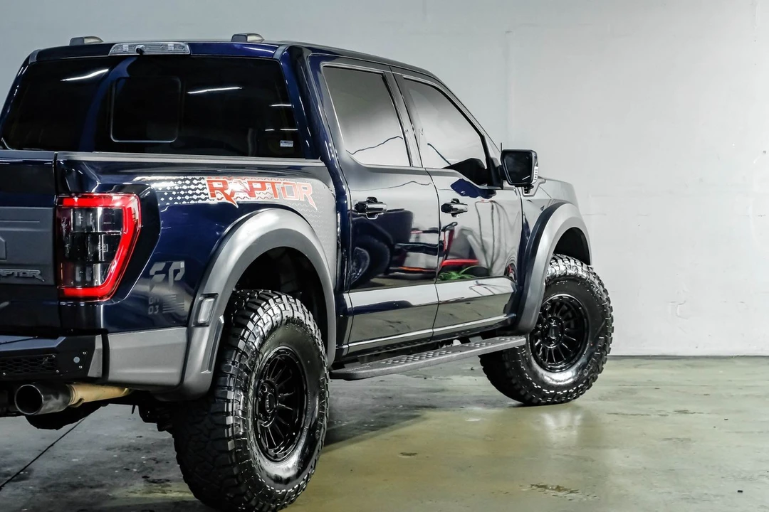 2021 Ford F-150 Raptor 14th Gen - Image 14 of 31