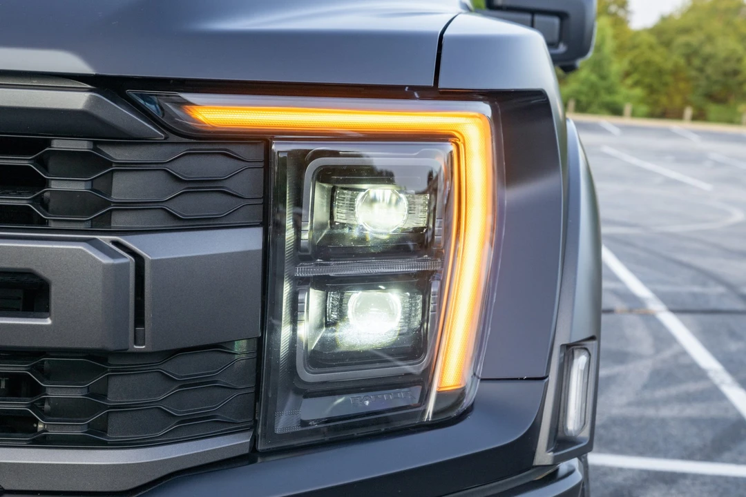 2021 Ford F-150 Raptor 14th Gen - Image 16 of 31
