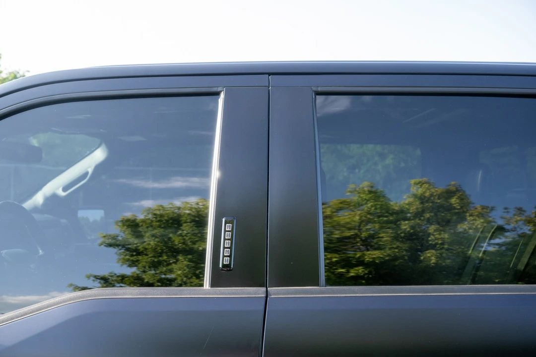 2021 Ford F-150 Raptor 14th Gen - Image 24 of 31
