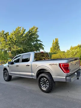 2021 Ford F-150 XLT Pickup 4D 5 1/2 ft