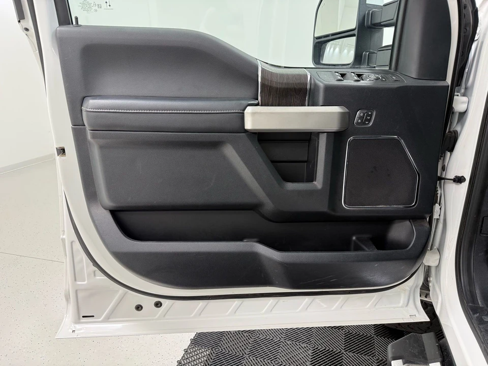 2021 Ford Super Duty 4th Gen - Image 17 of 21