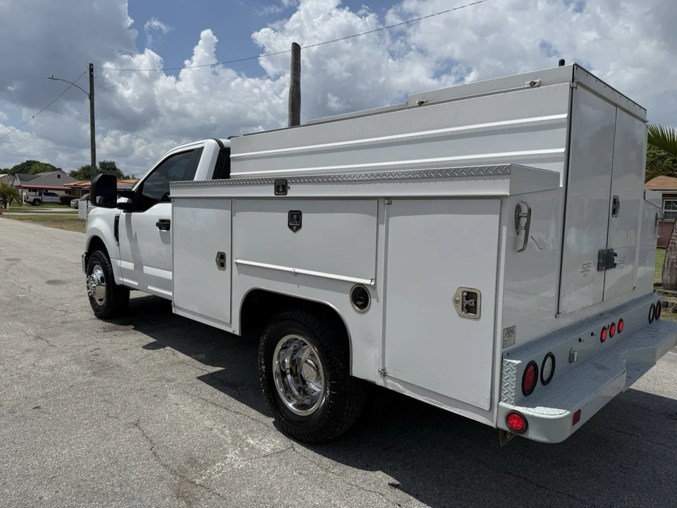 2021 Ford Super Duty 4th Gen - Image 2 of 11