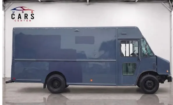 2021 Ford F-59 Commercial Stripped Chassis