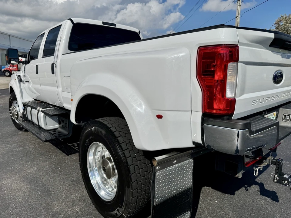 2021 Ford Super Duty 4th Gen - Image 19 of 21