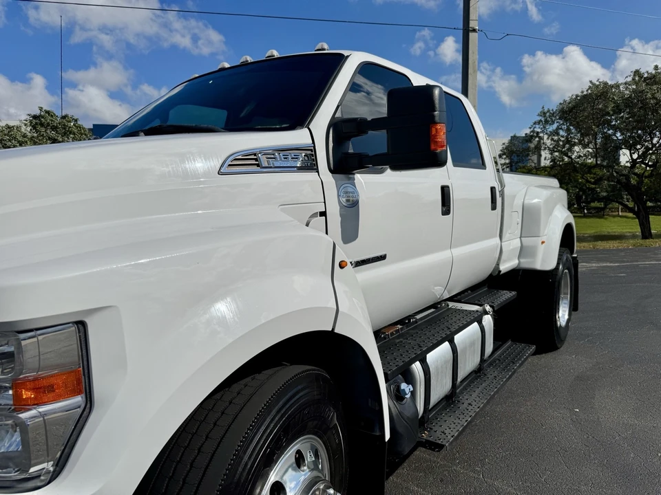 2021 Ford Super Duty 4th Gen - Image 16 of 21