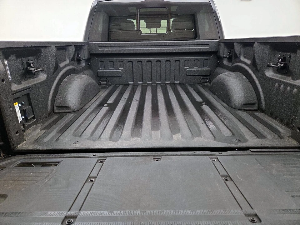 2021 Ford F-150 Raptor 14th Gen - Image 23 of 26
